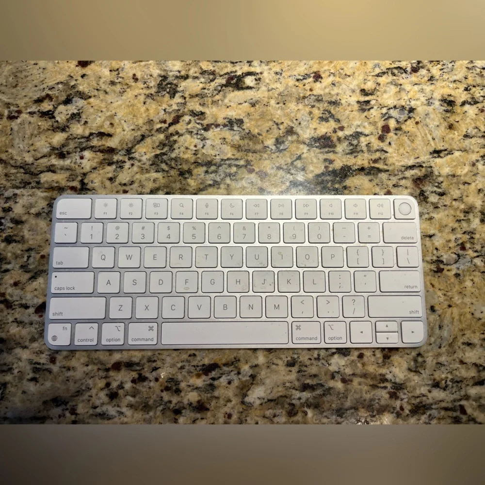 White Wireless Keyboard